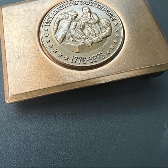 Declaration of Independence Vintage Medallion Belt Buckle - Picture 3 of 14